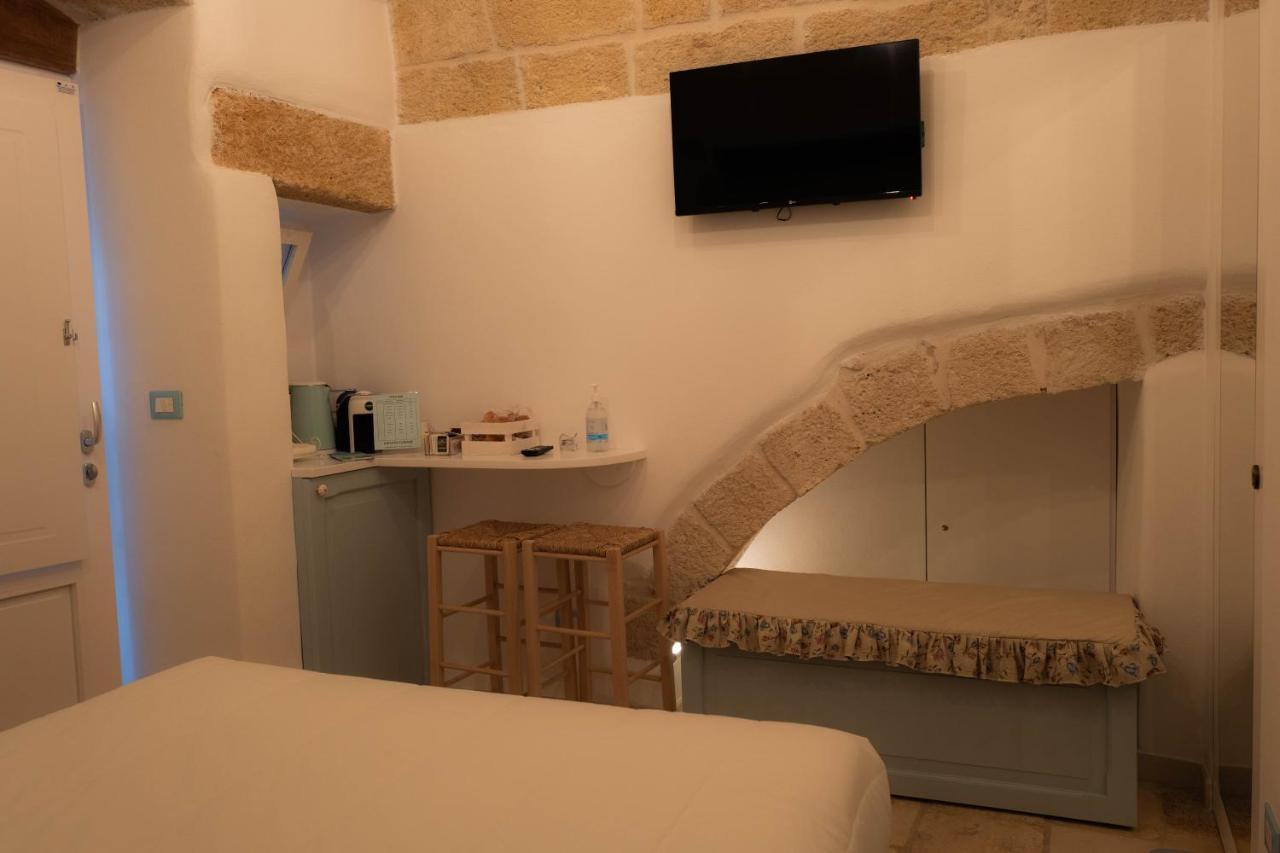 Leavi Bed & Breakfast โปลีญาโนอามาเร ภายนอก รูปภาพ
