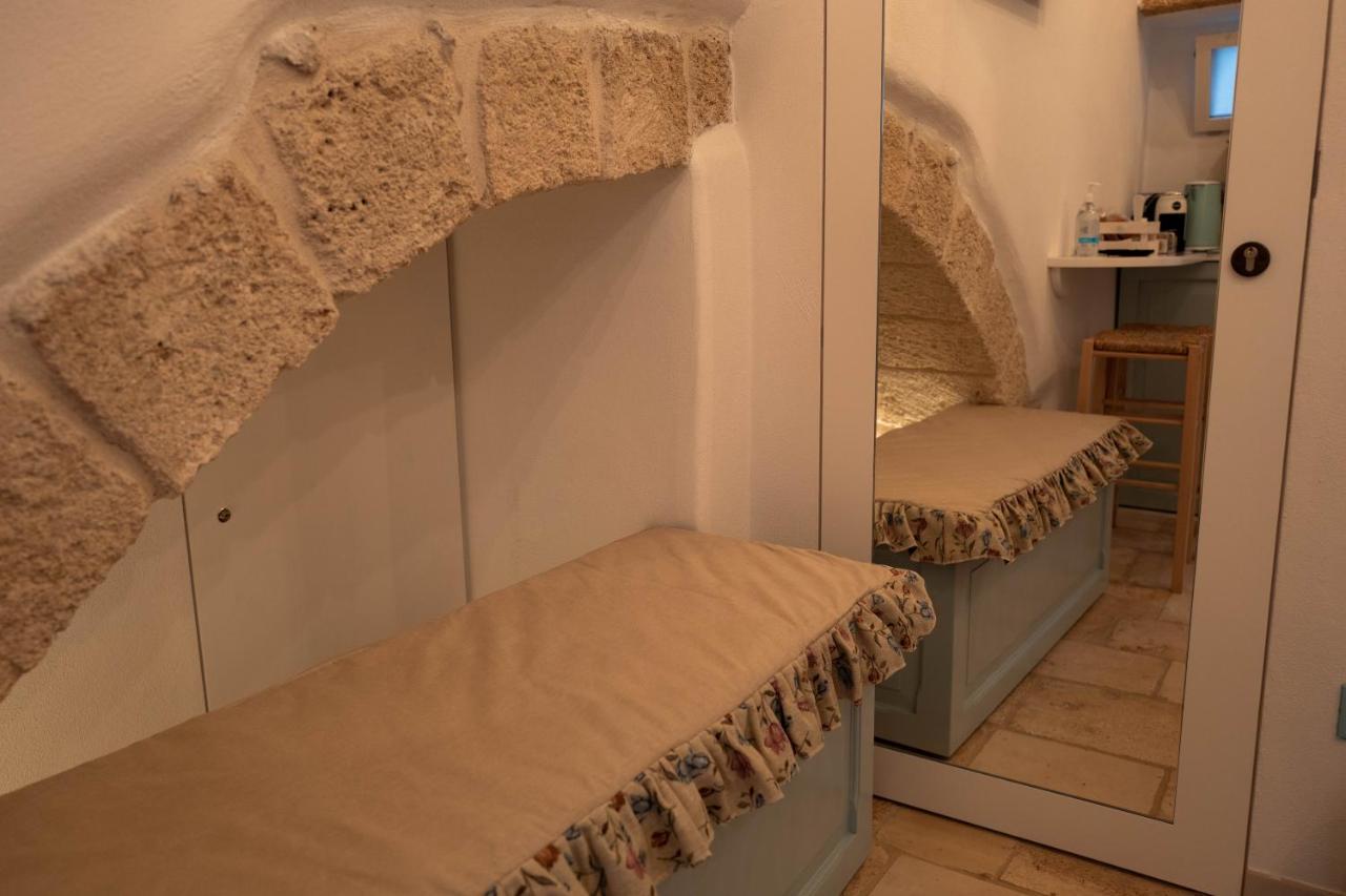 Leavi Bed & Breakfast โปลีญาโนอามาเร ภายนอก รูปภาพ